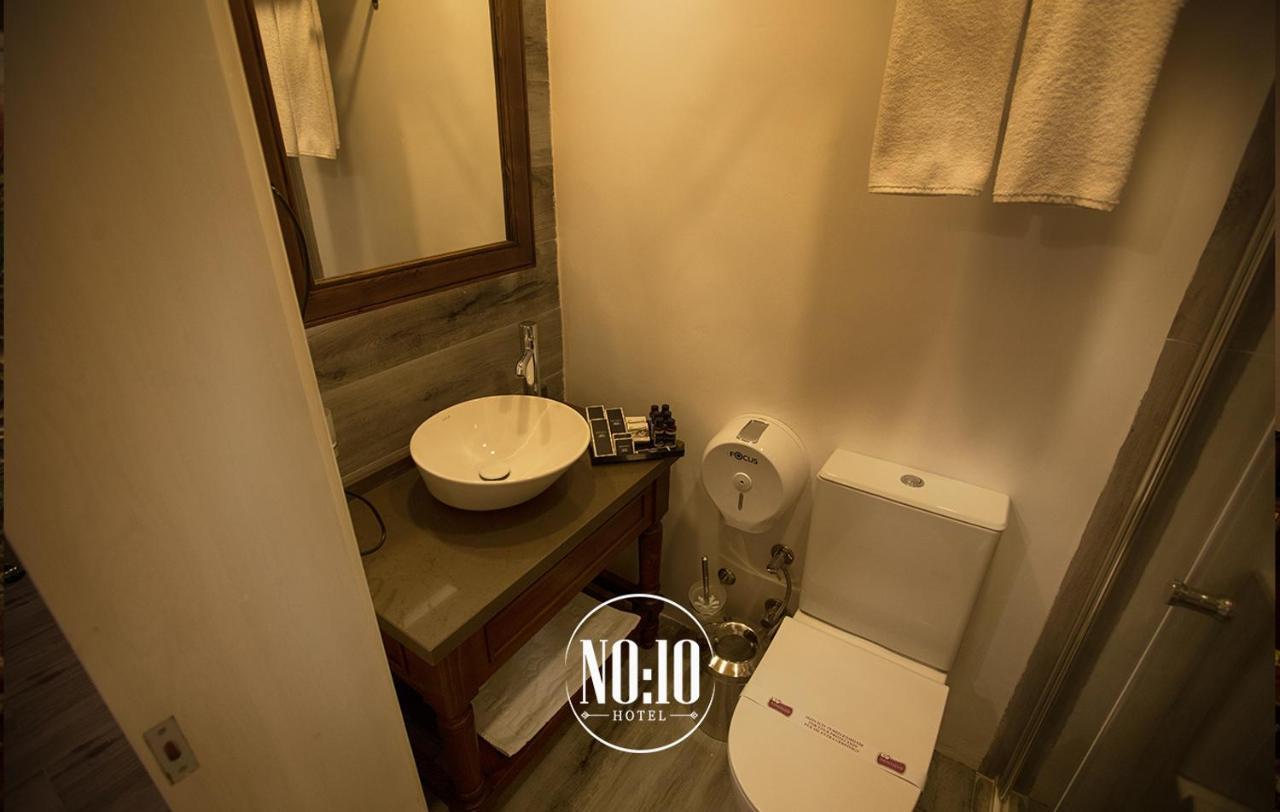 No 10 Hotel Selçuk Esterno foto